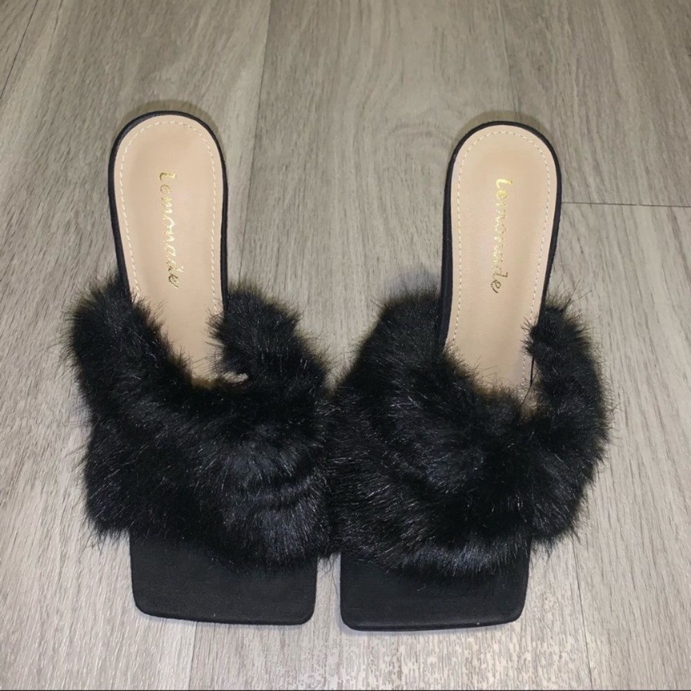 NIB LEMONADE Fur high heels with square toe
